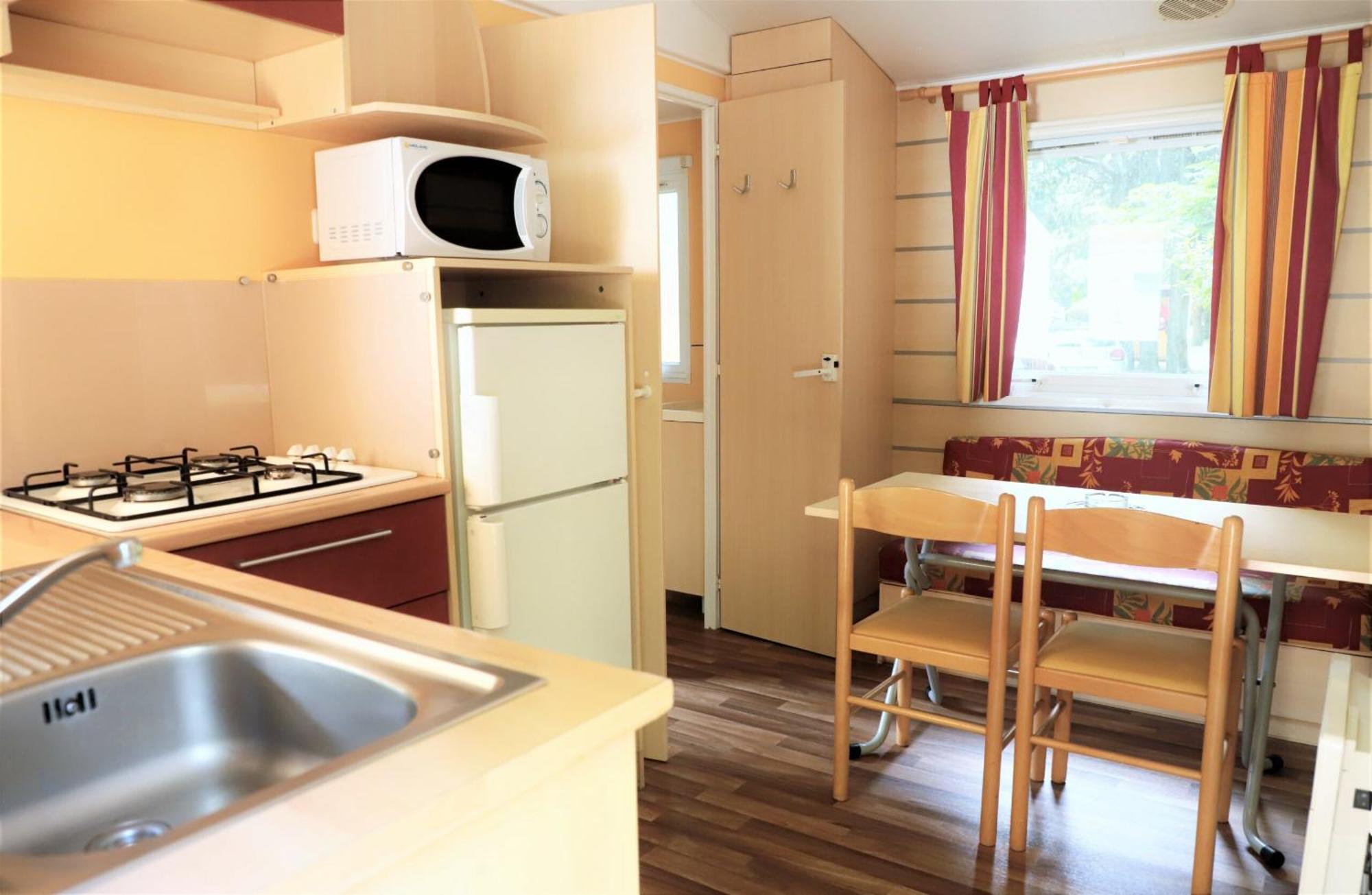 Camping Les Avignon - La Laune Villeneuve-les-Avignon Room photo