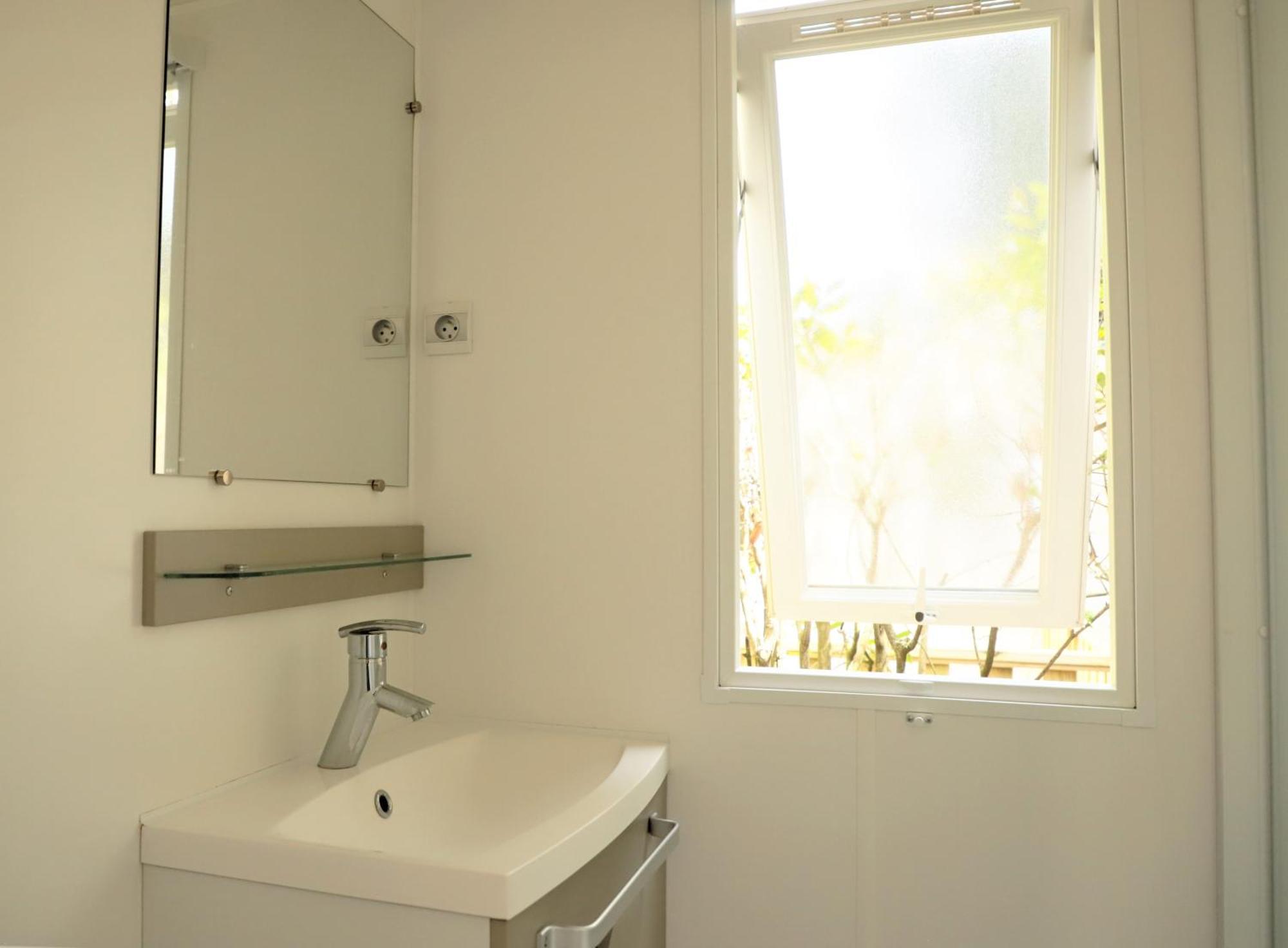 Camping Les Avignon - La Laune Villeneuve-les-Avignon Room photo
